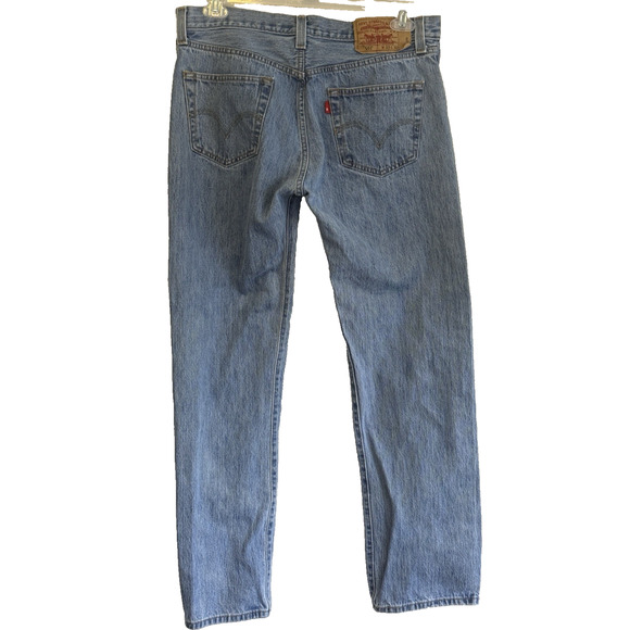 Levi’s 501 Jeans Button Fly Light Wash Men’s 32x29 Excellent pre-owned condition - Picture 2 of 7